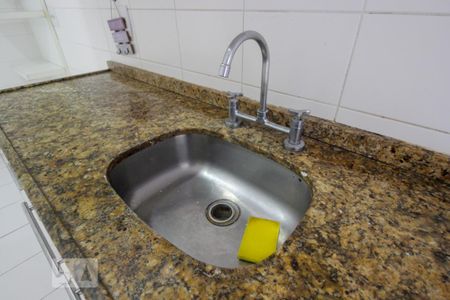 Detalhe Cozinha de apartamento para alugar com 2 quartos, 77m² em Recreio dos Bandeirantes, Rio de Janeiro