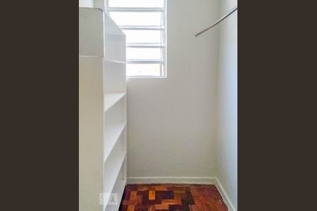 Closet de apartamento para alugar com 2 quartos, 80m² em Mont Serrat, Porto Alegre