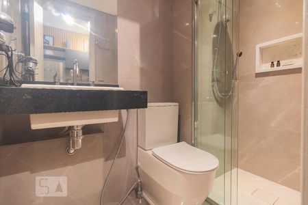 Banheiro de apartamento para alugar com 1 quarto, 30m² em Vila Cordeiro, São Paulo