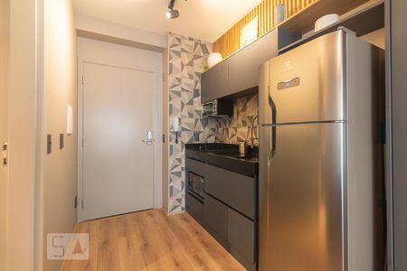 Cozinha de apartamento para alugar com 1 quarto, 30m² em Vila Cordeiro, São Paulo