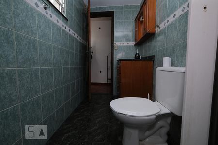 Casa de condomínio à venda com 170m², 3 quartos e sem vagaBanheiro