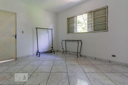Quarto de casa para alugar com 1 quarto, 45m² em Jardim Santa Maria, São Paulo