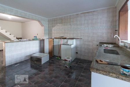 Casa à venda com 150m², 3 quartos e 2 vagasCozinha