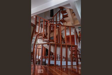 Sala de casa à venda com 6 quartos, 450m² em Vila Nova, Porto Alegre