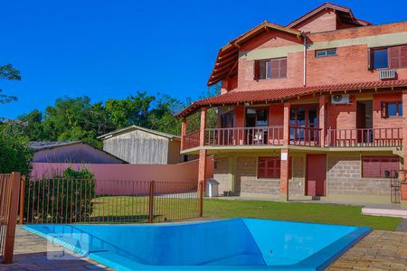 Casa à venda com 450m², 6 quartos e 4 vagasFachada