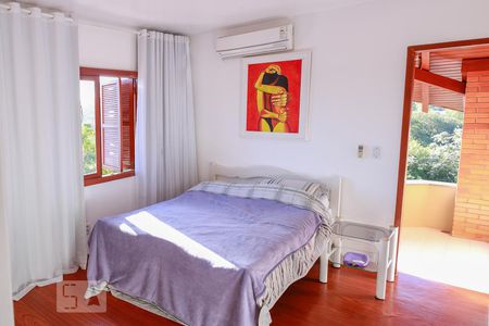 Casa à venda com 450m², 6 quartos e 4 vagasQuarto 4 - Suíte