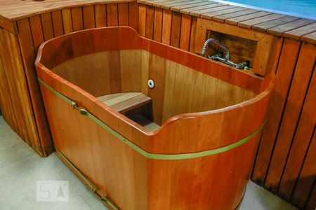 Casa à venda com 450m², 6 quartos e 4 vagasPiscina Térmica