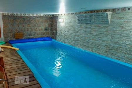 Casa à venda com 450m², 6 quartos e 4 vagasPiscina Térmica