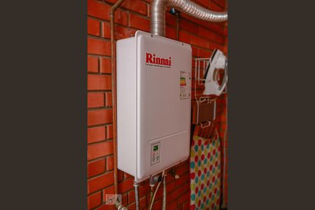 Casa à venda com 450m², 6 quartos e 4 vagasLavanderia