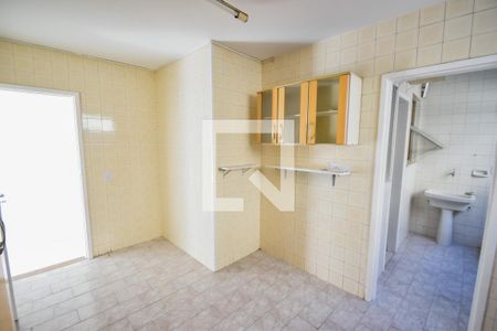 Apartamento à venda com 68m², 2 quartos e 1 vagaCozinha