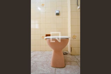 Apartamento à venda com 68m², 2 quartos e 1 vagaBanheiro Social