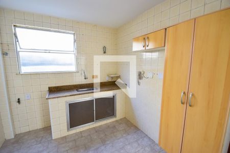 Apartamento à venda com 68m², 2 quartos e 1 vagaCozinha