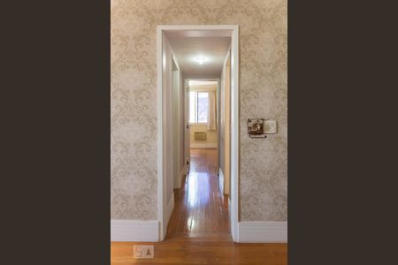 Corredor  de apartamento para alugar com 2 quartos, 76m² em Vila Isabel, Rio de Janeiro