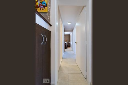 Corredor de apartamento para alugar com 3 quartos, 179m² em Jardim Planalto, Campinas