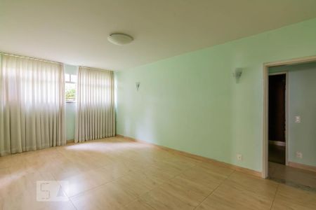 Sala  de apartamento para alugar com 3 quartos, 144m² em Santo Antônio, Belo Horizonte