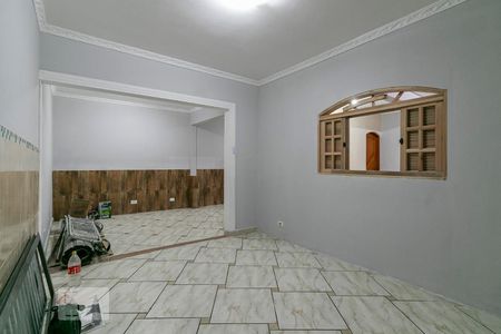 Sala de casa à venda com 3 quartos, 130m² em Vila Carrão, São Paulo