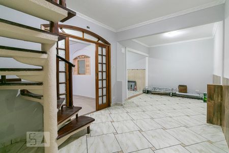 Sala de casa à venda com 3 quartos, 130m² em Vila Carrão, São Paulo