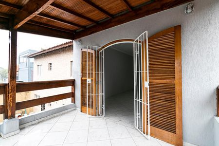 Casa à venda com 130m², 3 quartos e 2 vagasQuarto 1 - Varanda