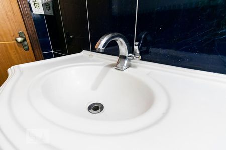 Casa à venda com 130m², 3 quartos e 2 vagasBanheiro 2