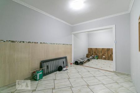 Sala de casa à venda com 3 quartos, 130m² em Vila Carrão, São Paulo