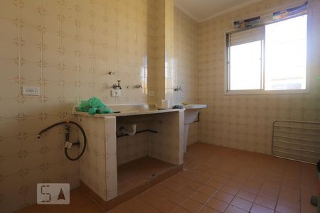 Cozinha e Área de Serviço de apartamento para alugar com 1 quarto, 45m² em Vila Lageado, São Paulo