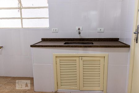 Apartamento para alugar com 74m², 2 quartos e sem vagaCozinha 