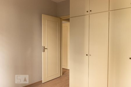 Apartamento para alugar com 74m², 2 quartos e sem vagaQuarto 2