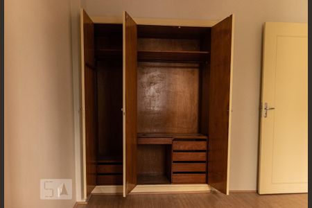 Quarto 1 de apartamento para alugar com 2 quartos, 74m² em Bela Vista, São Paulo