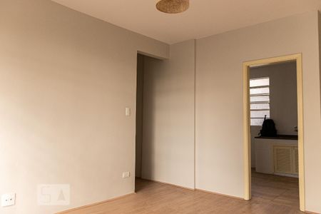 Sala de apartamento para alugar com 2 quartos, 74m² em Bela Vista, São Paulo