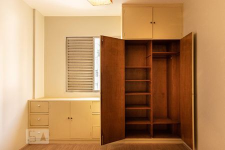 Quarto 1 de apartamento para alugar com 2 quartos, 74m² em Bela Vista, São Paulo
