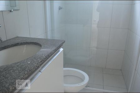 Banheiro de apartamento à venda com 3 quartos, 73m² em Lajeado, São Paulo