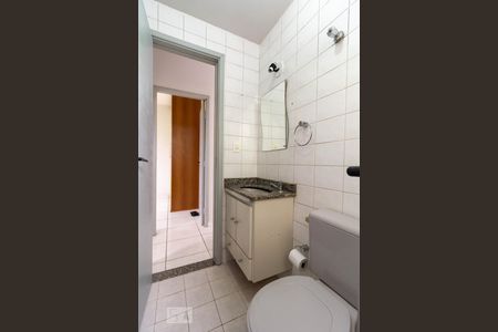 Banheiro de apartamento à venda com 2 quartos, 80m² em Centro, Osasco