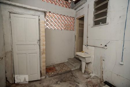 Casa à venda com 60m², 1 quarto e 1 vaga Casa à venda com 60m², 1 quarto e 1 vagaÁrea de Serviço