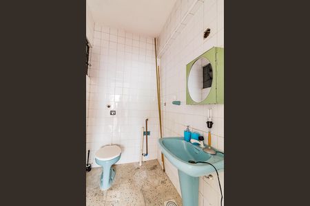 Banheiro de apartamento para alugar com 1 quarto, 42m² em Centro Histórico, Porto Alegre