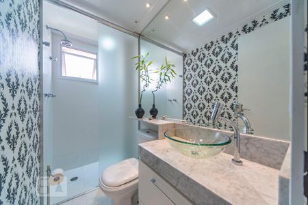 Banheiro  de apartamento para alugar com 3 quartos, 112m² em Campestre, Santo André