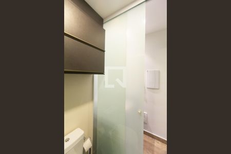 Studio para alugar com 28m², 1 quarto e 1 vaga Studio para alugar com 28m², 1 quarto e 1 vagaBanheiro