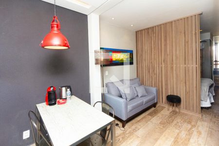 Studio para alugar com 28m², 1 quarto e 1 vaga Studio para alugar com 28m², 1 quarto e 1 vagaStudio