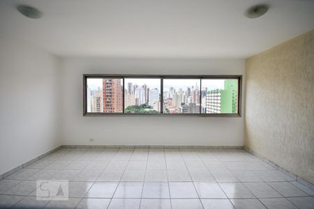 Apartamento para alugar com 117m², 3 quartos e 1 vagaSala