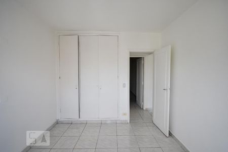 Apartamento para alugar com 117m², 3 quartos e 1 vagaQuarto 3
