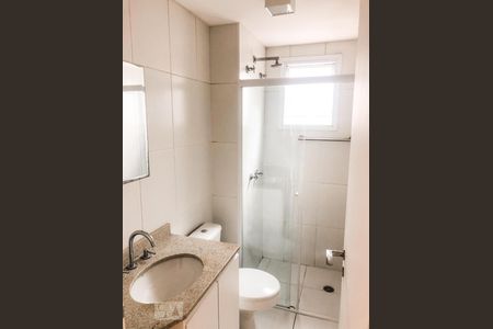 Banheiro Social de apartamento para alugar com 2 quartos, 64m² em Jardim Prudência, São Paulo