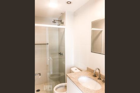 Suíte - Quarto 2 de apartamento para alugar com 2 quartos, 64m² em Jardim Prudência, São Paulo