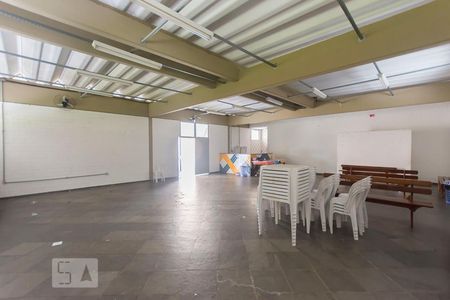 Apartamento à venda com 50m², 2 quartos e 1 vaga Apartamento à venda com 50m², 2 quartos e 1 vagaSalão de festas