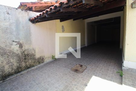 Casa de condomínio à venda com 215m², 3 quartos e 4 vagasGaragem