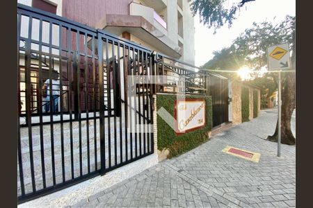 Apartamento para alugar com 94m², 2 quartos e 2 vagasFachada