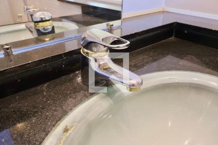 Apartamento para alugar com 94m², 2 quartos e 2 vagasBanheiro do Quarto 2