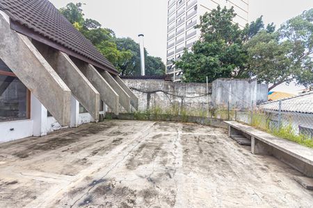 Casa à venda com 800m², 4 quartos e 3 vagasQuintal