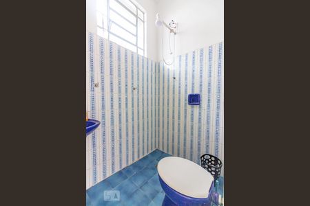 Casa à venda com 800m², 4 quartos e 3 vagasBanheiro 