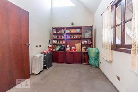 Quarto de casa à venda com 4 quartos, 800m² em Jaguaré, São Paulo