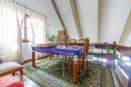 Sala de casa à venda com 4 quartos, 800m² em Jaguaré, São Paulo