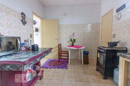 Casa à venda com 800m², 4 quartos e 3 vagasCozinha